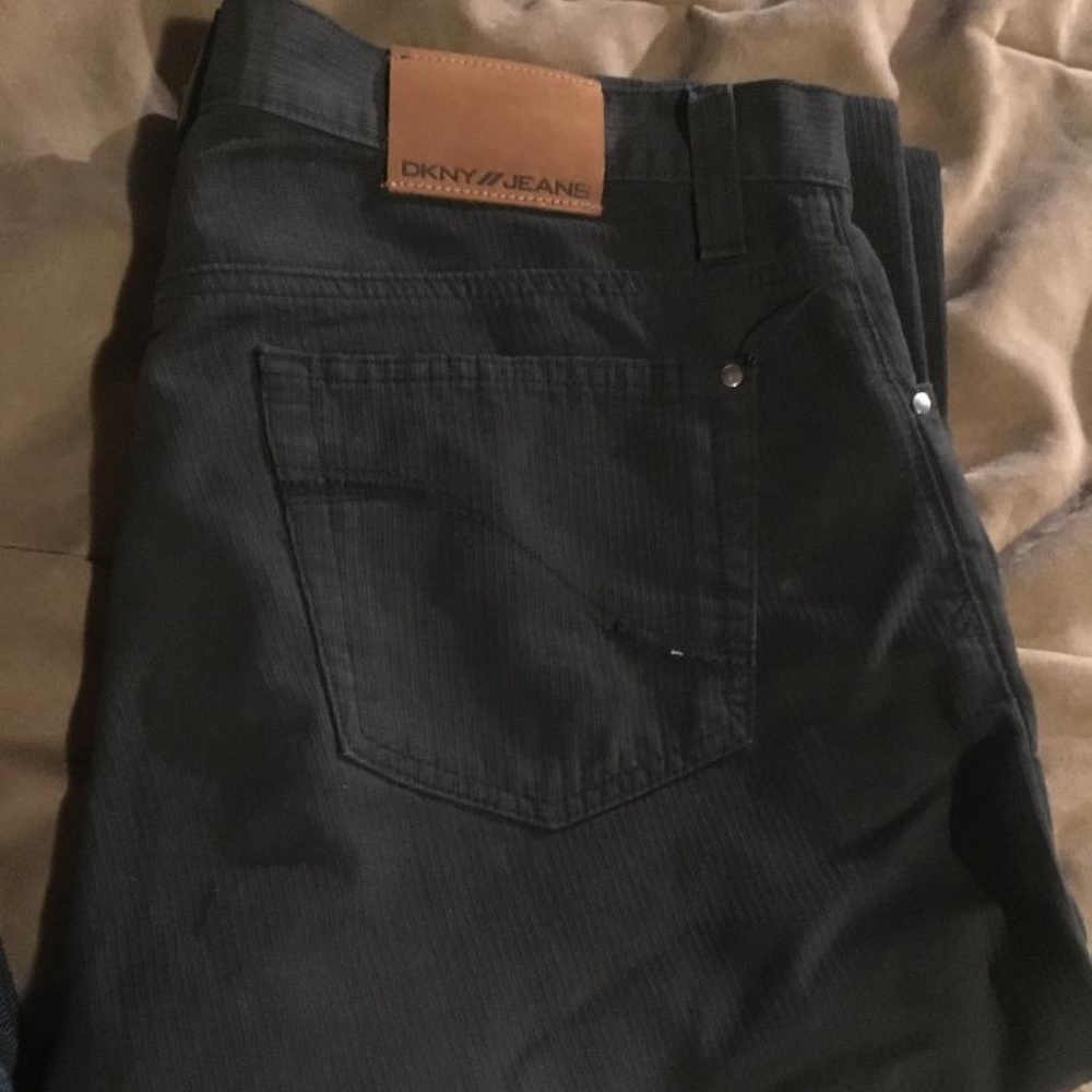 DKNY Jeans  size 32-34